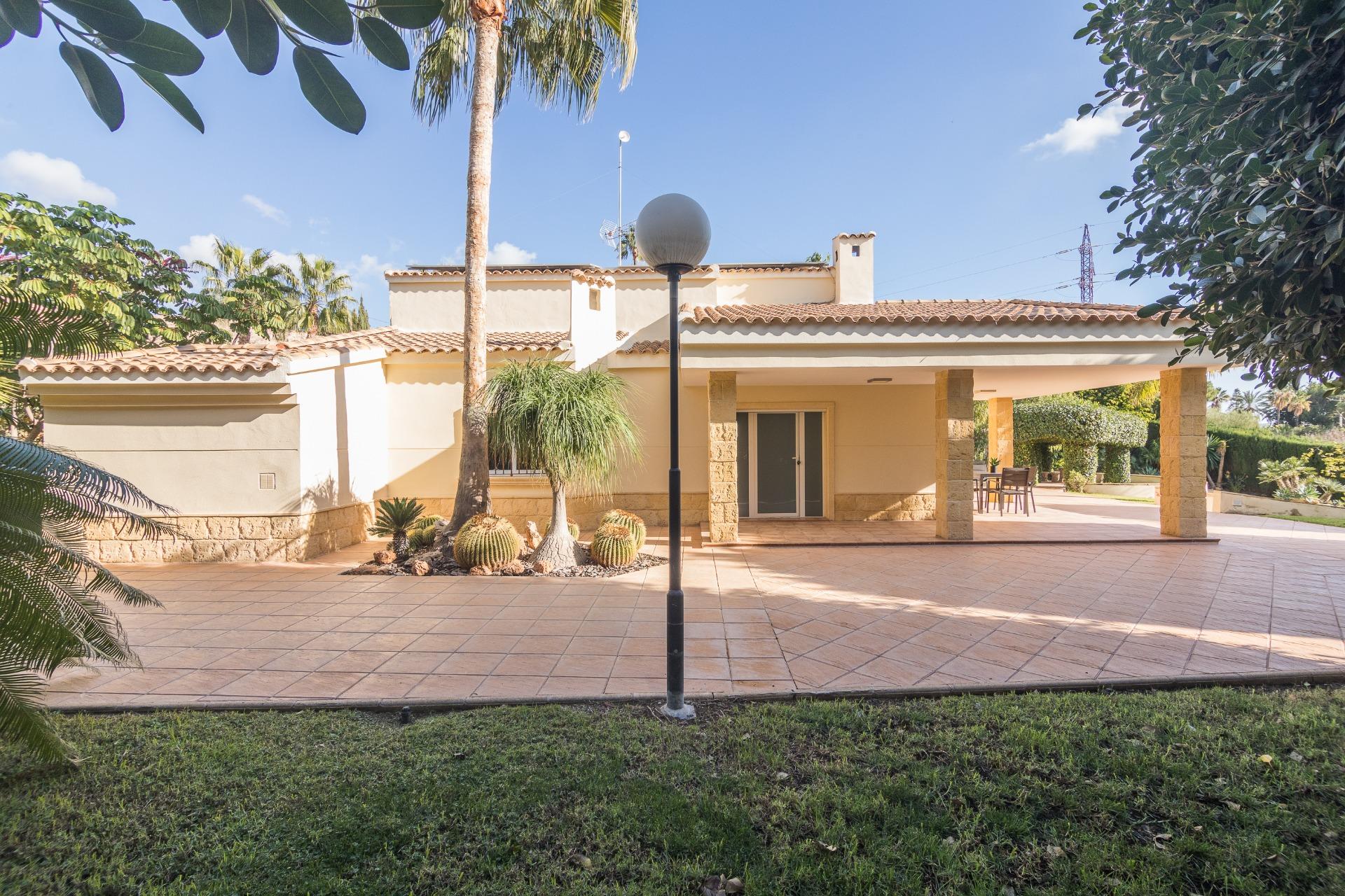 property image #2