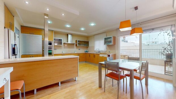 property image #0