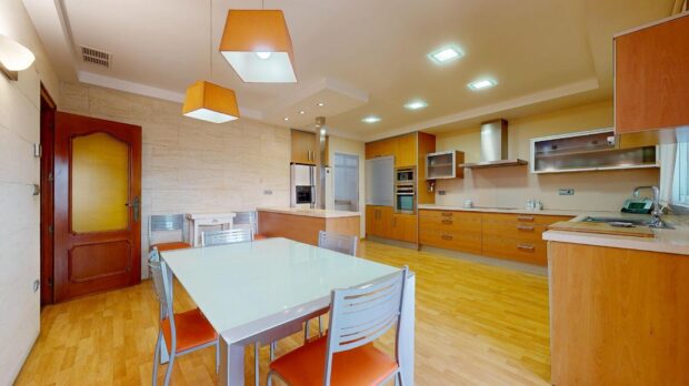 property image #1