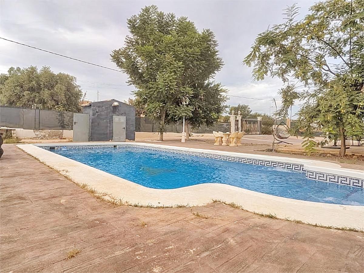 property image #2