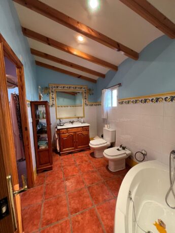 property image #4