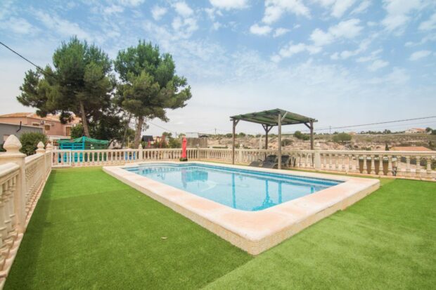 property image #0