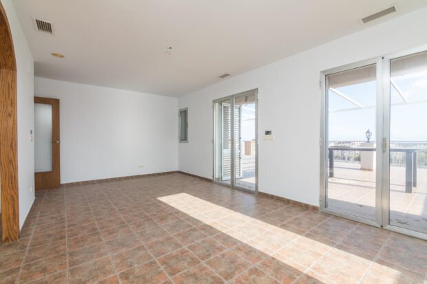 property image #3