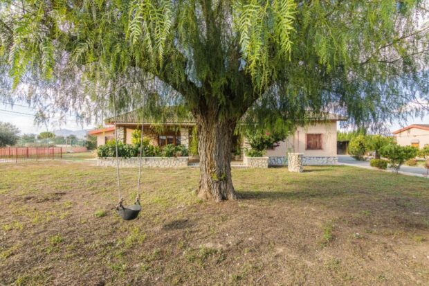 property image #2