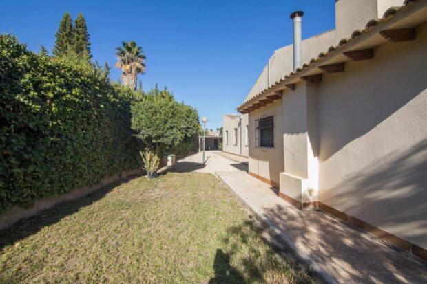 property image #3