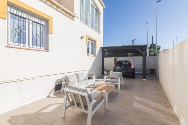 property image #3
