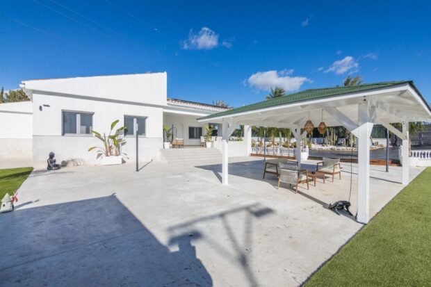 property image #3