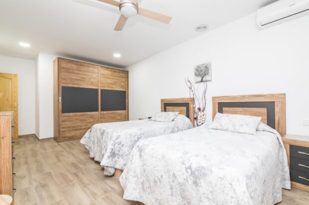 property image #2