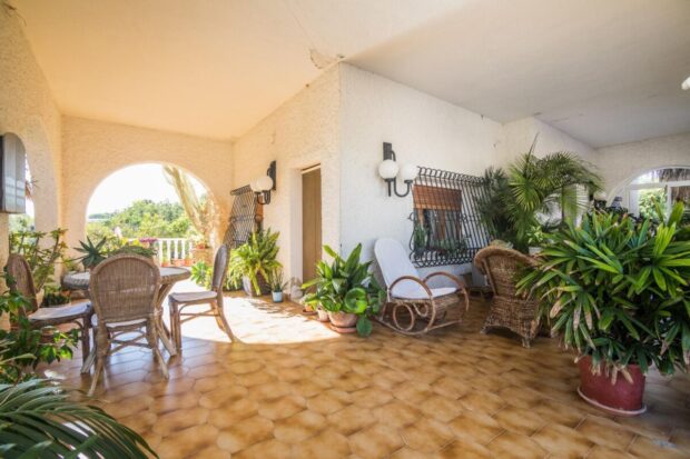property image #3