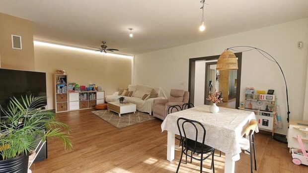 property image #3