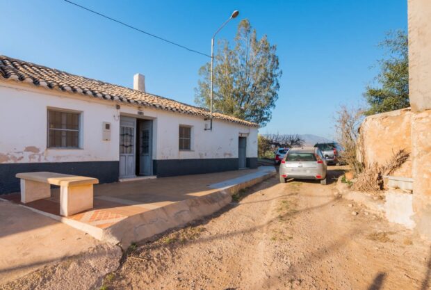 property image #4