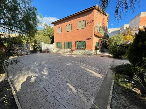property image #1