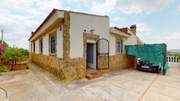property image #1