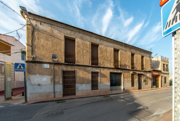 property image #0