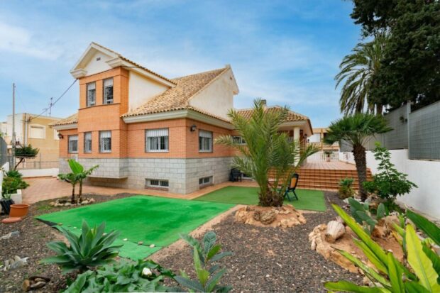 property image #0