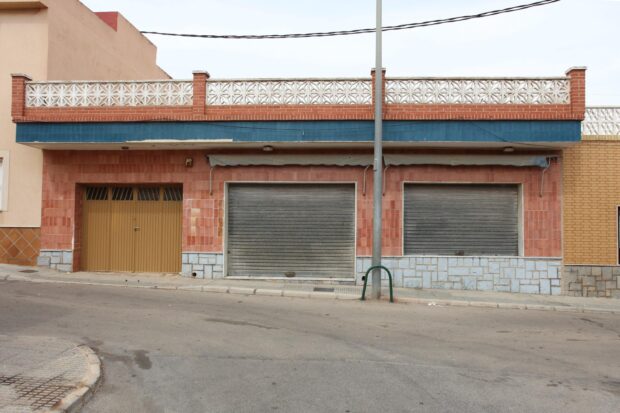 property image #3