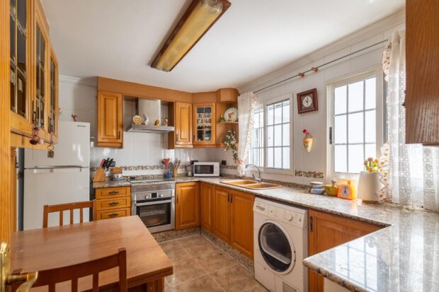 property image #2