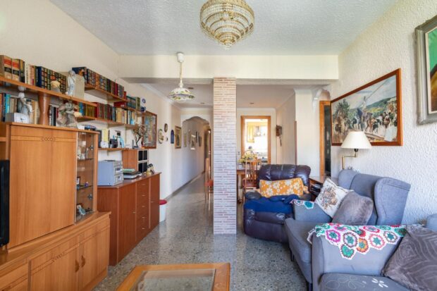 property image #3
