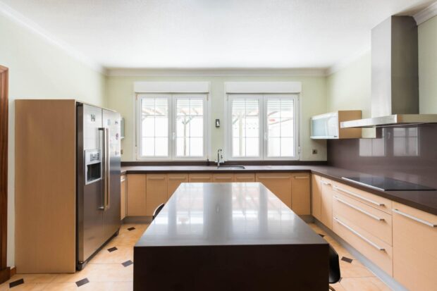 property image #3