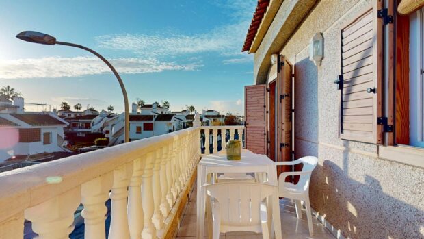 property image #3