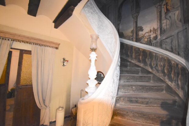 property image #3