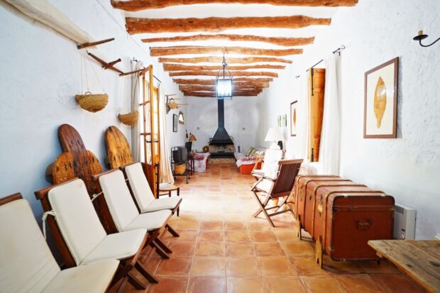 property image #3