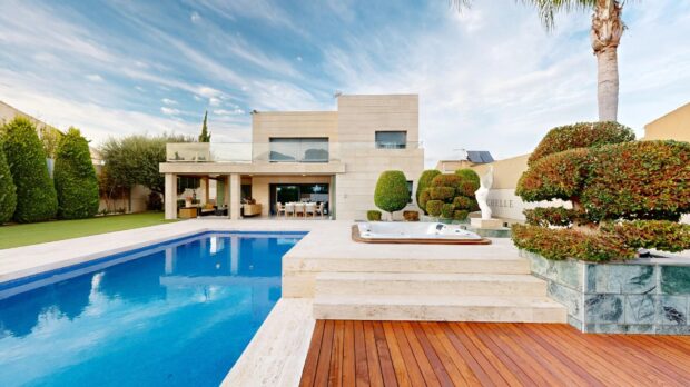 property image #0
