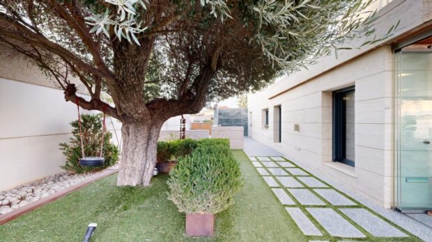 property image #4