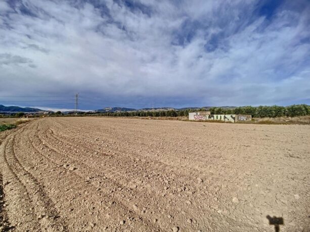 property image #1