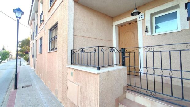 property image #3