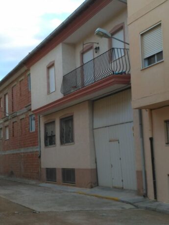 property image #0