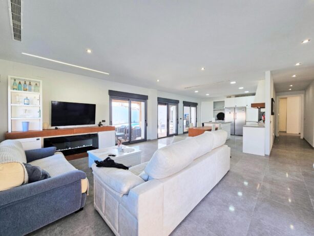 property image #0