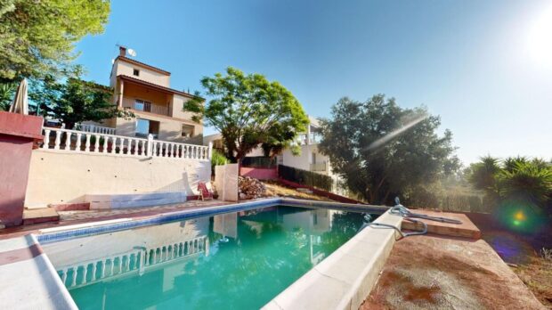 property image #0