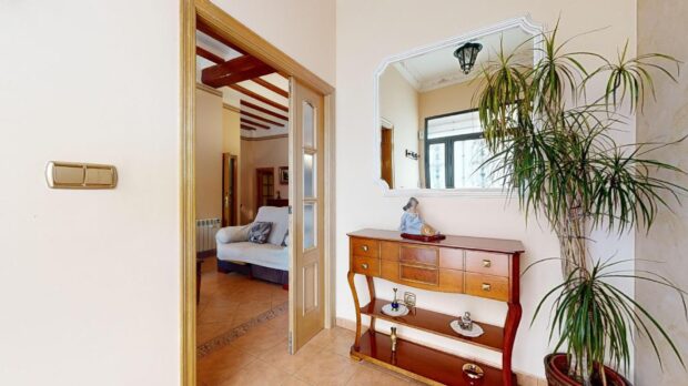 property image #3