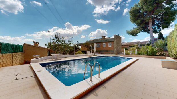 property image #2