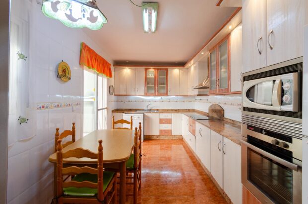 property image #3