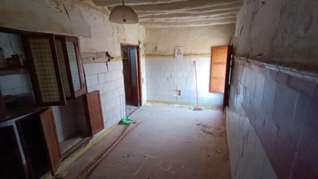 property image #1