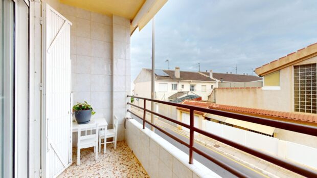 property image #3