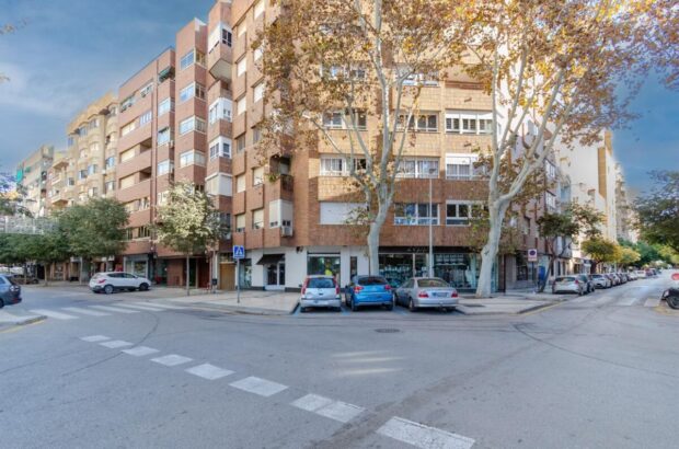 property image #1