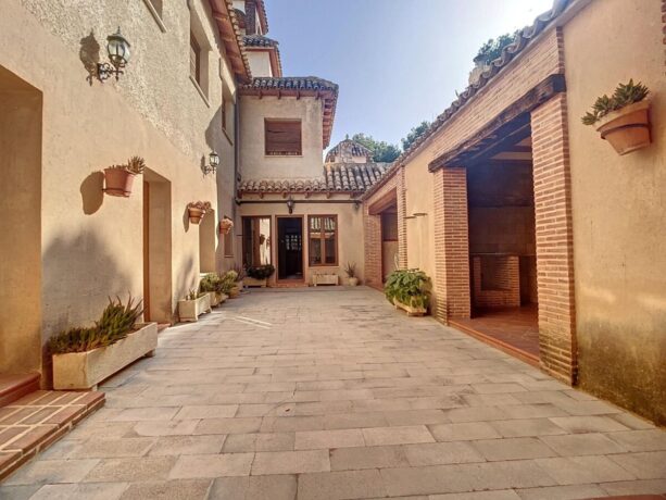 property image #3