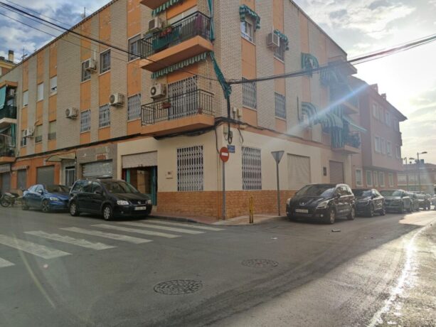 property image #1