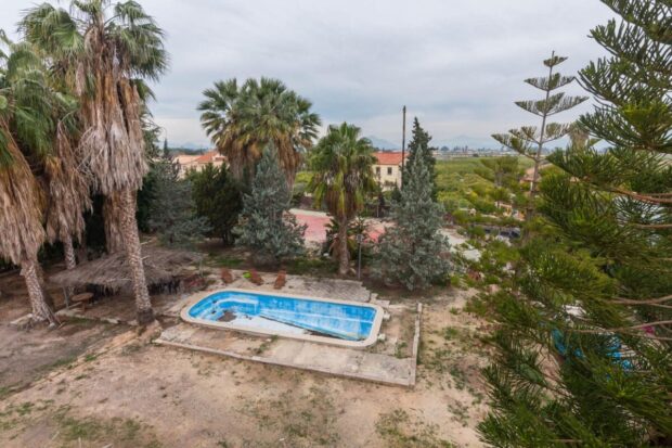 property image #1