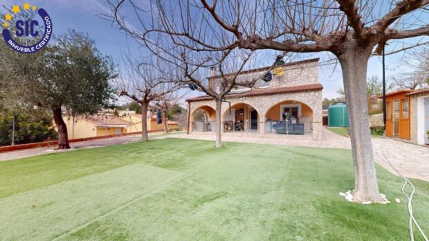 property image #3