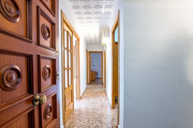 property image #3