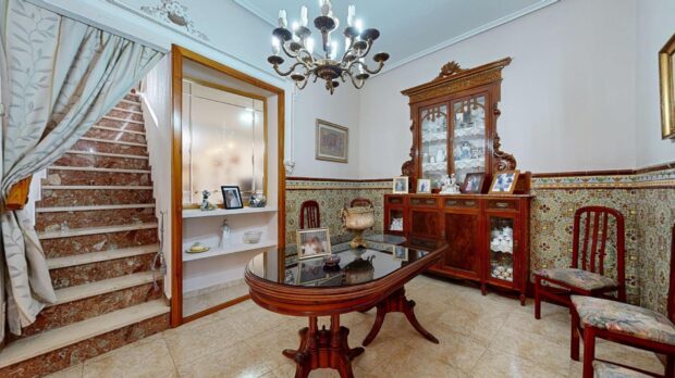 property image #0