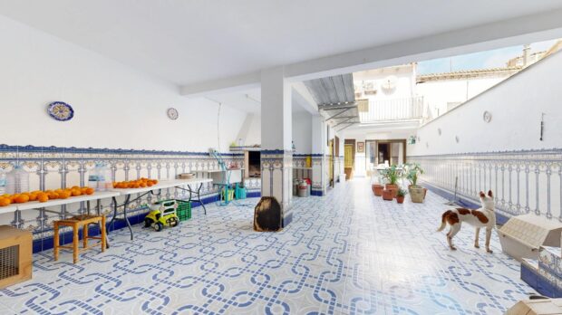 property image #1