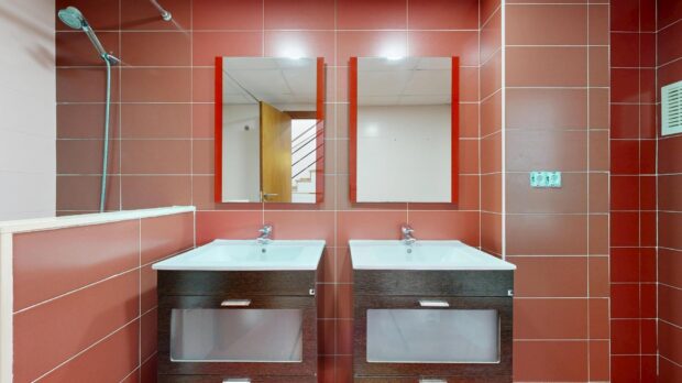 property image #3