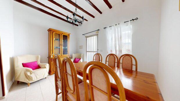property image #3