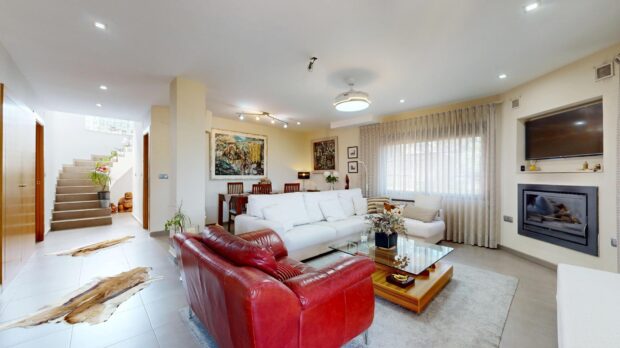 property image #0