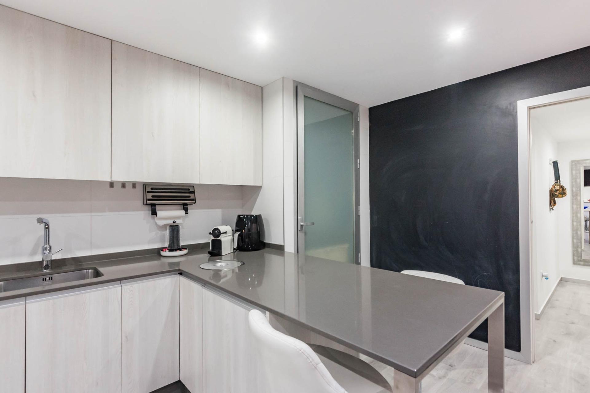 property image #3